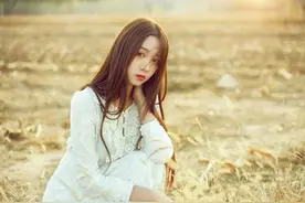 情夫的老婆找上门说把位子让给我，知道原因后我悲伤痛哭图片
