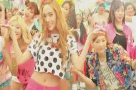 冰山女神郑秀妍，Jessica生日快乐图片