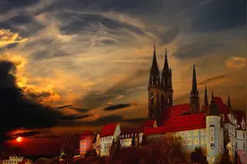 成都可办30国签证 市民出境游更加方便！图片