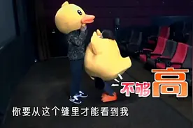 余文乐和周冬雨香港太平山一日游，还有哪里适合情侣去？图片