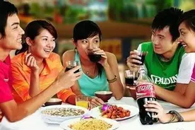 恋爱后怎么处理与朋友之间的关系？图片