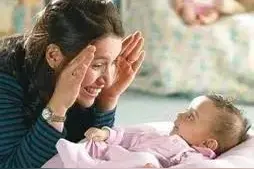 促进宝宝手眼协调的5游戏图片