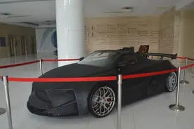 大学生真会玩9千的二手桑塔纳，摇身改装变成超跑图片