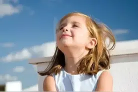 孩子口出恶言是谁的错？图片
