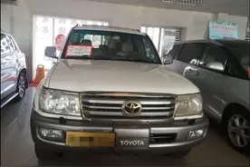 边防武警部队第一用车：丰田陆巡真心结实耐用图片