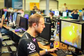 无敌SK 2003原班人马再现 CS上古大神回归赛周末上演图片