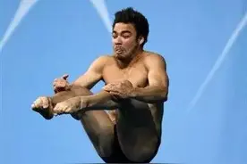 跳水时你的表情是如此的精彩~快来丰富表情包~图片