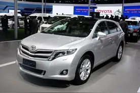 只要30多万！就可以买到进口丰田轿跑SUV，看起来还挺不错！图片