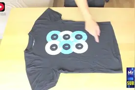 怎样在5秒内叠好一件T恤？视频封面