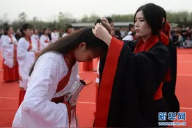 西安举办女子汉服成人礼图片