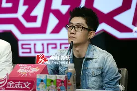 金志文坐镇“超女”变暖男：不为严厉而严厉图片