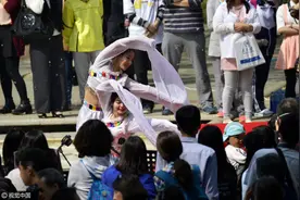 约不约？天津大学迎“海棠季”，一起去看美女和樱花图片