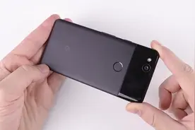 谷歌手机Pixel2上手试玩，安卓8.0是最大亮点，可惜不在国内上市视频封面