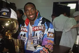 科比职业生涯口述史（四）：湖人王朝三连冠图片