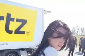 TOP崔胜铉喜爱动作片，与张柏芝组新剧CP！图片