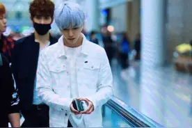 SM新人男团泰容曾犯诈欺　萤光幕前首度道歉图片