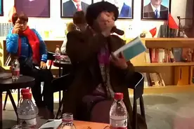 如果有一天，我们还有时间，请拿起书来