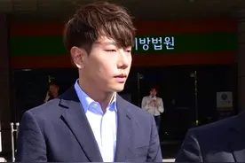[MD PHOTO] 韩国歌手朴孝信隐藏财产逃债被判200万韩元罚款 上诉审近日开庭图片