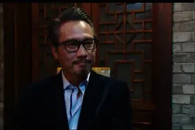 “唱出自己，自具一格”包小松寄语唱吧超女五强图片