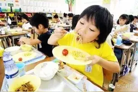 武汉这33所学校上榜放心食堂！你伢平时吃得放心吗？图片