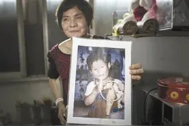 台州癌症妈妈25年泣血寻子 怕儿子认不出拒绝化疗图片