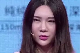 两年不接收男友表白，结果男友来了一招，把美女哭惨了！