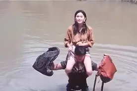 孙耀杨头被美女夹说被你夹过也算倒霉了