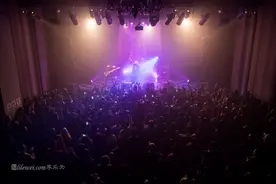 别被John 5装神弄鬼的装扮吓到，他就是个孩子气的大神图片