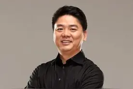 刘强东当村主任还定了一个小目标,企业家应把下乡视作家国责任图片