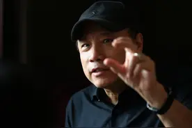 专访│刘德华、张学友、谭咏麟……香港大牌歌星演唱会几乎全是他搞的图片