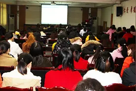 潼南区人民医院举行便携式血糖仪知识培训图片