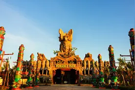 宋城三亚千古情被处罚，靠给旅行社返佣拉客，旅游演艺的单一渠道难题如何解？图片