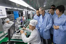 库克到访AirPods工厂：苹果无意向低成本区域转移产能图片