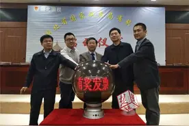 好消息！湖北发票可在支付宝和微信里抽奖了，最高奖金10万哦！图片