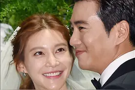 韩国女艺人 车艺莲确诊怀孕图片