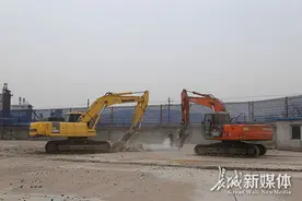 迁安市以“零容忍”态度 推进违法建筑“清零”图片