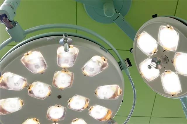 关于白内障那点事儿,其实很简单