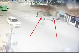 一级恐怖！大货车失控像火箭一样直捣民房，一排房子都成渣了视频封面