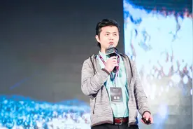 深思考CEO杨志明：深研语义识别领域“暗”数据视频封面
