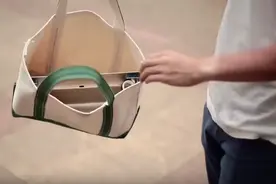 世界上最小的四轮便携式汽车，还能放进包包视频封面