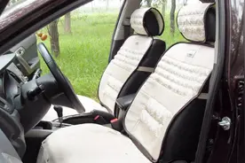 汽车坐垫到底可以自己洗吗？卖坐垫得老板说了实话，差点被坑视频封面