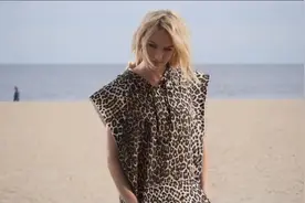 维密天使：坎蒂丝·斯瓦内普尔（糖糖）的户外写真，真是倾国倾城视频封面