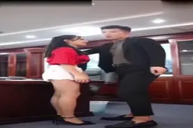 女人何苦为难男人，感动的我的是里面的配音