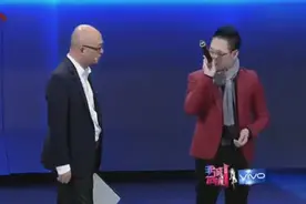 这个美国男嘉宾擦起23岁，但是看上去好老，心动女生第一时间灭灯