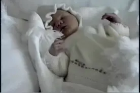 1989的今天一个超级歌手降临，祝贺霉霉Taylor Swift生日快乐！