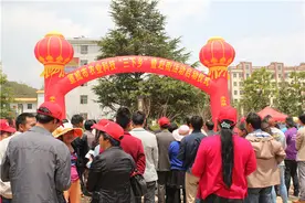 宣威市农业科技“三下乡”暨赶街活动启动仪式在宝山镇举行图片