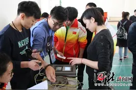 河北省2016年高职院校单招考试在秦皇岛举行图片