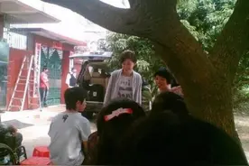 陈小春应采儿回农村老家结婚旧照 网友直呼太接地气图片