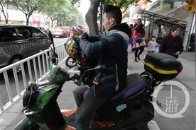 拒绝安稳工作 外卖小哥有一个拳击梦想图片