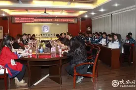 陕西工院举行服装专业“现代学徒制”招生招工一体化三方协议签约及拜师仪式图片